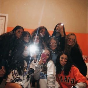 Meet your Posher, Sofia